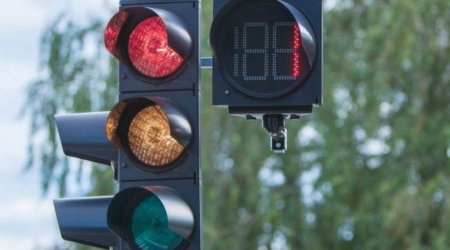 Bu küçələrin kəsişməsi işıqforla nizamlanacaq