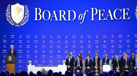 
İlham Əliyev Azərbaycanın Sülh Şurasına təsisçi üzv dövlət qismində qoşulması barədə sənədi imzalayıb