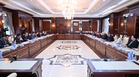 Parlamentdə iqtisadiyyatın müxtəlif sahələri üzrə ictimai dinləmələr planlaşdırılır