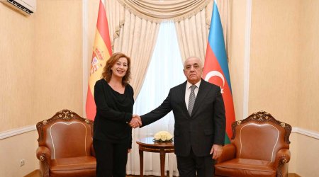 Baş nazir İspaniya Deputatlar Konqresinin sədri ilə görüşüb