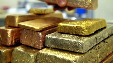 Qızıl qiymətləri 5 min dolları ötərək tarixi rekord yeniləyib