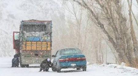 В Афганистане снегопады и проливные дожди за три дня унесли жизни свыше 60 человек