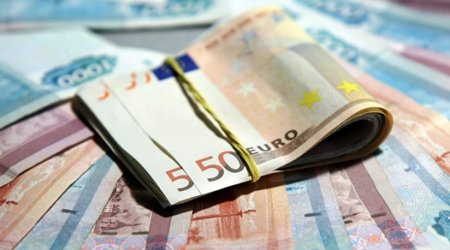 Avro və rubl azalıb - Günün məzənnəsi