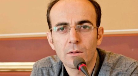 Арестованному журналисту разрешили присутствовать на похоронах матери