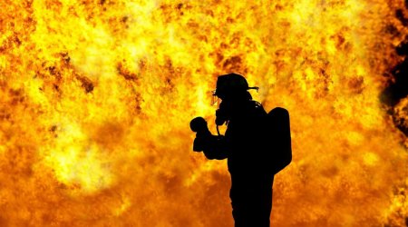 В Ереване на фабрике произошел крупный пожар