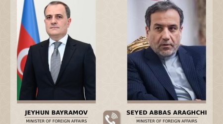 Bayramov və Əraqçi arasında telefon danışığı olub