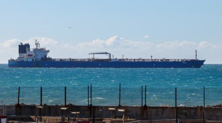 Франция отпустит задержанный танкер