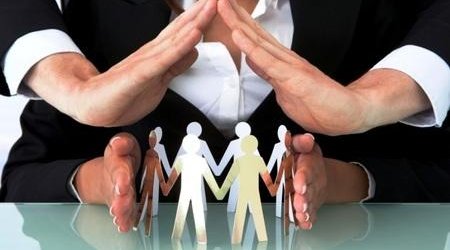 Sahibkar dövlət orqanı ilə yox, bazar rəqabəti ilə mübarizə aparmalıdır - Deputat