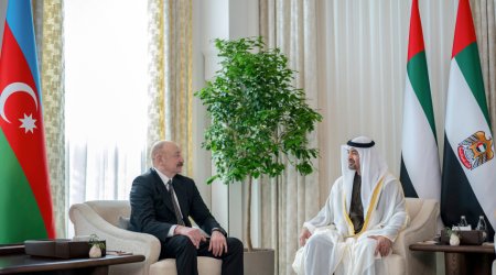 Президент Ильхам Алиев встретился с президентом ОАЭ в Абу-Даби