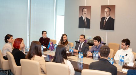 Azercell Gənclər Günü ərəfəsində Beynəlxalq İnformatika Olimpiadası üzrə milli komanda ilə görüş keçirib
