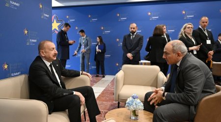 Aliyev and Pashinyan discuss progress in normalization talks in Abu Dhabi