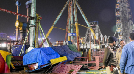 Hindistanda attraksion uçub, ölən və xəsarət alanlar var