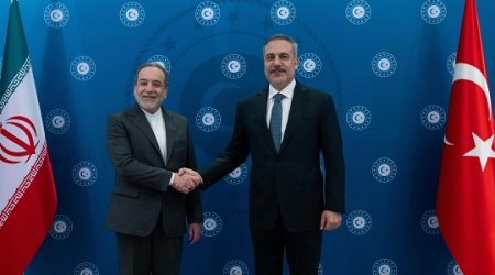 Türkiyə və İran XİN rəhbərləri arasında telefon danışığı olub