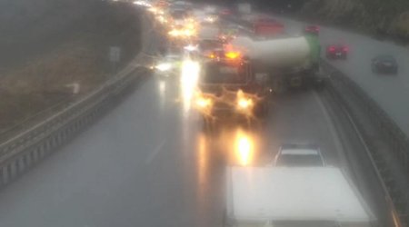 Bakı Dairəvi yolunda qəza sıxlığa səbəb olub