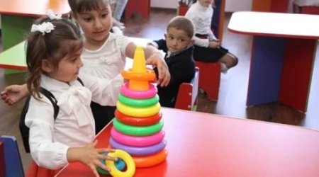 Qonşu ölkədə məktəbəqədər təhsildə yaş həddi 4-ə endirilib