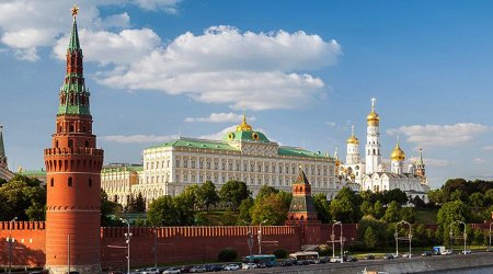 Russia orders block on WhatsApp in messaging app crackdown