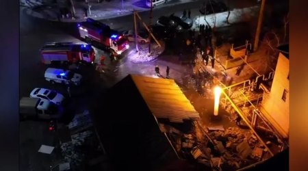 В Казахстане три человека пострадали при взрыве в продуктовом магазине