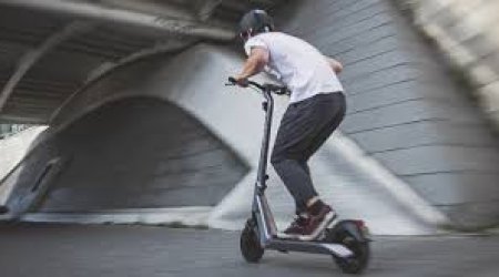 Widespread e-scooter use in Azerbaijan raises road safety concerns, Ombudsman says