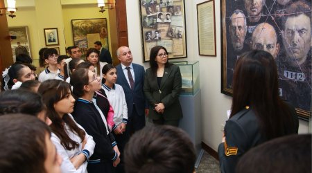 Şagirdlər Hərbi Prokurorluqdakı Soyqırımı Memorial Muzeyini ziyarət edib