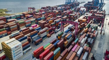 Ötən ay fiziki şəxslərin ölkəyə idxalı 22%-dən çox azalıb