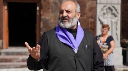 Архиепископу Галстаняну продлили арест