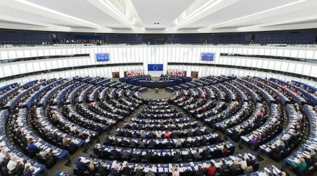 Европарламент созывает экстренное заседание