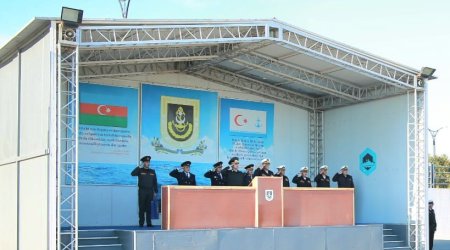 Hərbi prokuror Müdafiə Nazirliyinin Hərbi Dəniz Qüvvələrində görüş keçirib