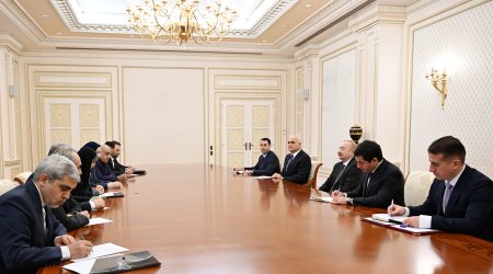 Алиев принял министра дорог и городского развития Ирана