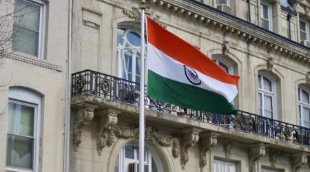 Hindistan vətəndaşlarını İranı dərhal tərk etməyə çağırıb