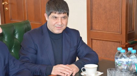 Главу азербайджанской диаспоры лишили гражданства России