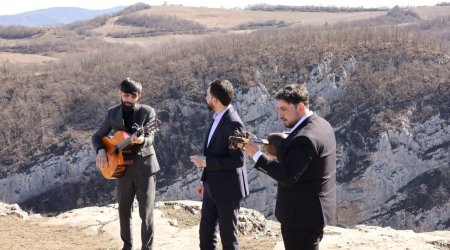 Xocalı soyqırımının 34-cü ildönümünə həsr olunan musiqi layihəsi Qarabağda həyata keçirilib




