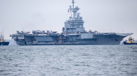 Беспилотник летел к французскому атомному авианосцу
