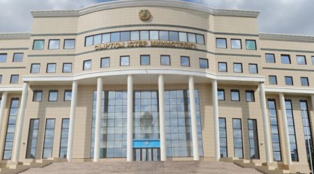 Казахстан призвал своих граждан покинуть Иран