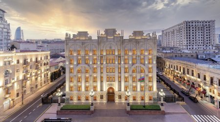 Vilayət Eyvazovun Yevlaxda vətəndaş qəbulu təxirə salınıb