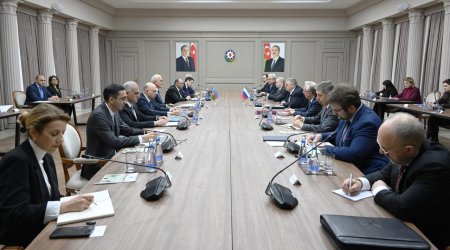 Azərbaycan Rusiya ilə orta və uzunmüddətli perspektivə hesablanmış investisiya layihələrini müzakirə edib