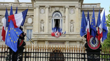 Париж благодарит Баку