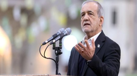 Pezeşkian hücumlara görə qonşu ölkələrdən üzr istədi