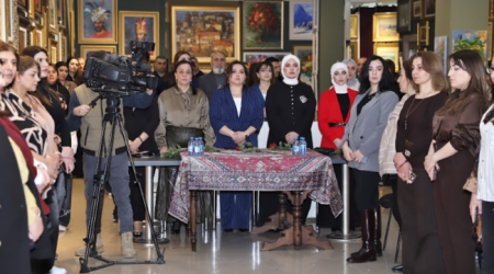 Bakıda &ldquo;Milli-mənəvi dəyərlərimiz&rdquo; incəsənət sərgisi keçirilib