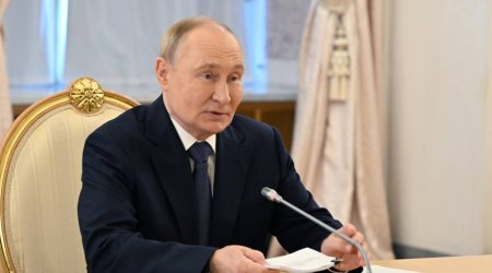 Putin Müctəba Xameneini İranın Ali Lideri seçilməsi münasibətilə təbrik edib