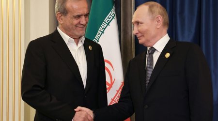 Putin Pezeşkianla Yaxın Şərqdəki vəziyyəti müzakirə edib