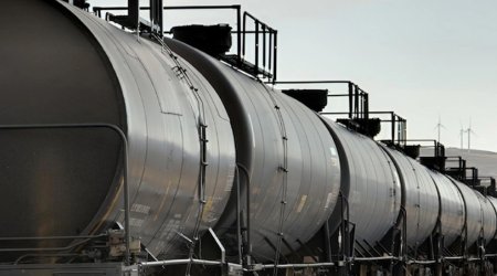 
Азербайджанская нефть подешевела