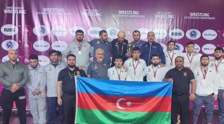 
Сборная Азербайджана по вольной борьбе заняла второе место на ЧЕ в Сербии