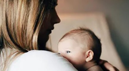 Aİ-də doğum səviyyəsi azalır: orta göstərici 1,34-ə düşüb