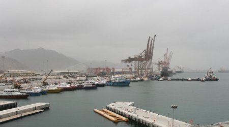 

На порт Фуджейра в ОАЭ вновь совершена атака
