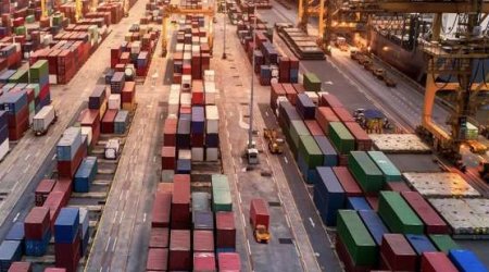 Azerbaijan's foreign trade turnover decreased by nearly 30%