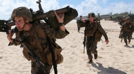 США перебрасывают новые войска к Ирану