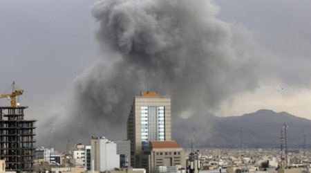 Разбомбили штаб КСИР - Oбновлено