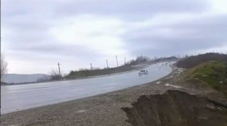Muğanlı-İsmayıllı yolunda torpaq sürüşməsi baş verib - AAYDA