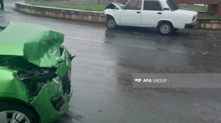 Balakəndə iki avtomobil toqquşub, xəsarət alanlar var