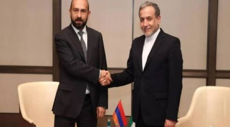 Mirzoyan və Əraqçi Yaxın Şərqdə gərginliyin nizamlanmasının yollarını müzakirə ediblər